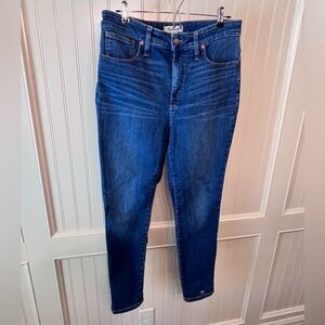 Madewell curvy high rise skinny jeans size 31 dark wash
